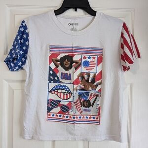 ON FIRE Vintage USA Flag Graphic T-Shirt - Red, White, and Blue Size L